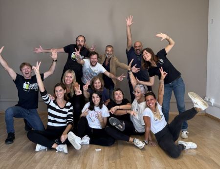 Manager e team HR durante una sessione di coaching performante guidata da EvolveInScene